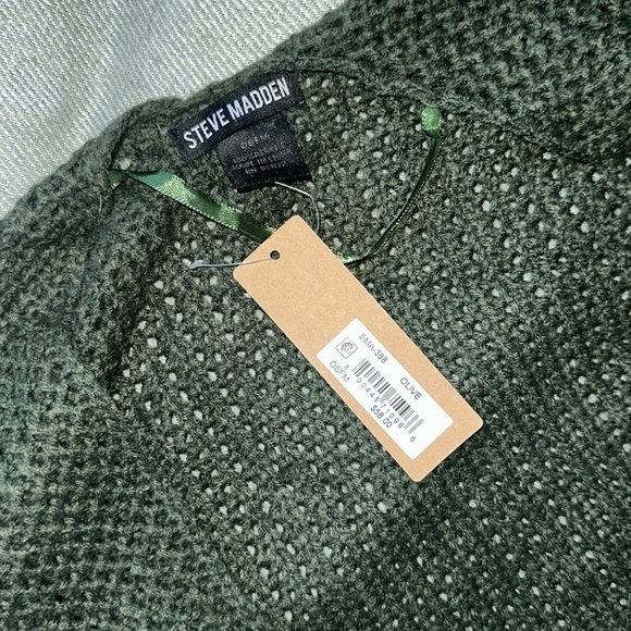 NWT  Steve Madden Fringed Knit Kimono/Cardigan - Picture 5 of 7